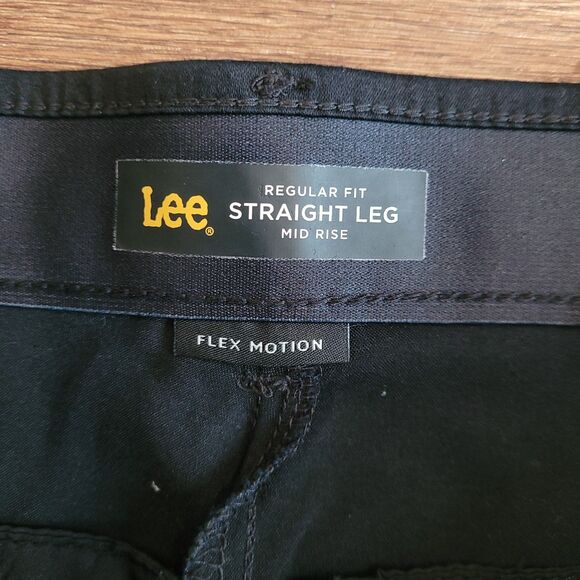 Lee Pants Womens 4 Medium Black Flex Motion Straight Leg Mid Rise Stretch NEW - Picture 11 of 16